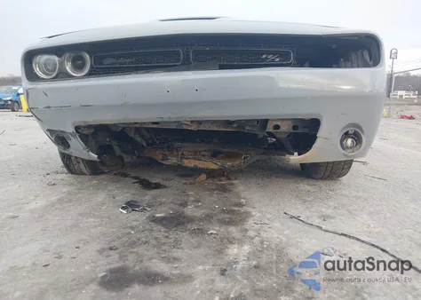 2022 Dodge Challenger R/T z USA, uszkodzony, nr VIN 2C3CDZBTXNH234196